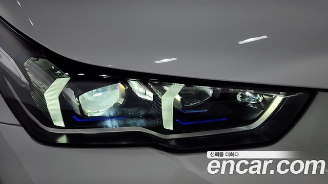 BMW 5-Series 2024 — photo 8
