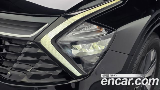 Kia Sportage 2022 — photo 8