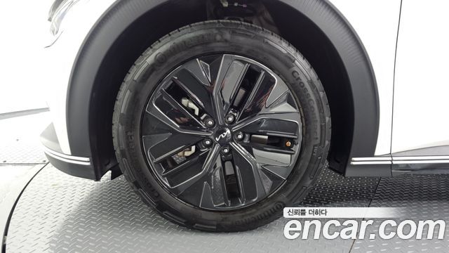 Kia EV6 2022 — photo 5