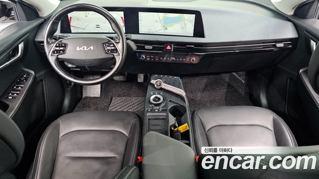 Kia EV6 2022 — photo 10