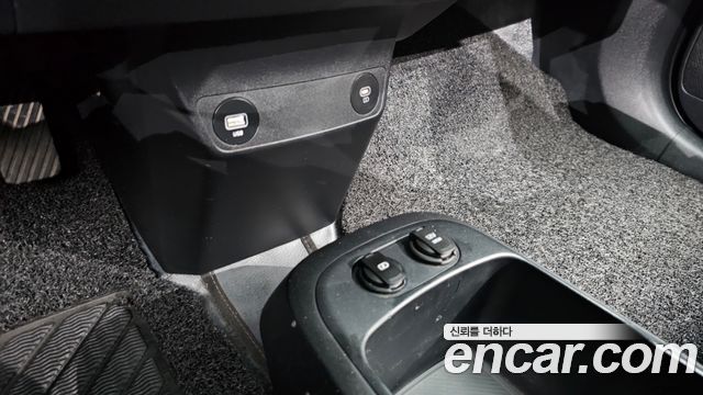 Kia EV6 2022 — photo 24