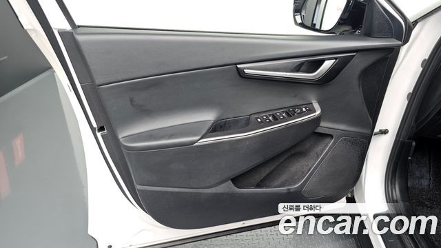 Kia EV6 2022 — photo 14