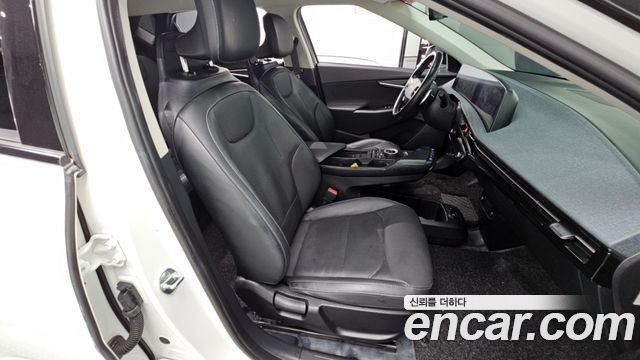 Kia EV6 2022 — photo 16