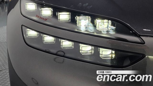 Genesis GV60 2022 — photo 8
