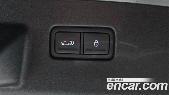 Genesis GV60 2022 — photo 27