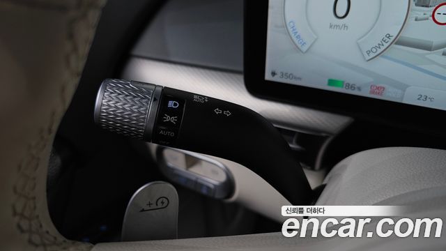 Genesis GV60 2022 — photo 37