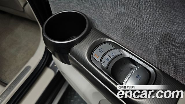 Genesis GV60 2022 — photo 42