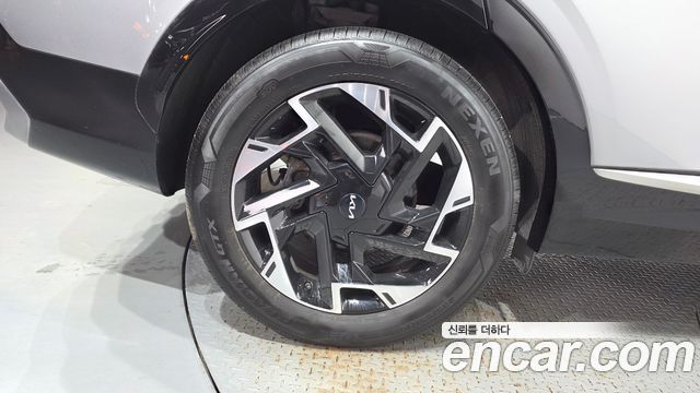 Kia Sportage 2023 — photo 5