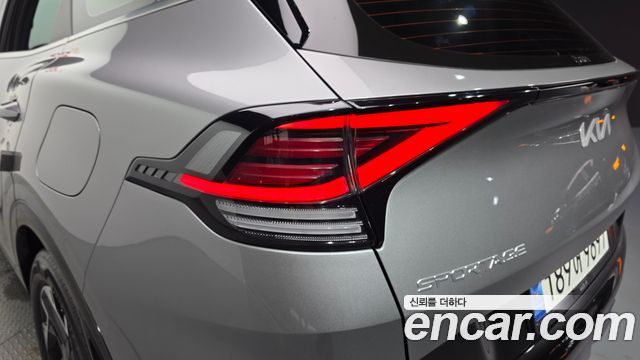 Kia Sportage 2023 — photo 9
