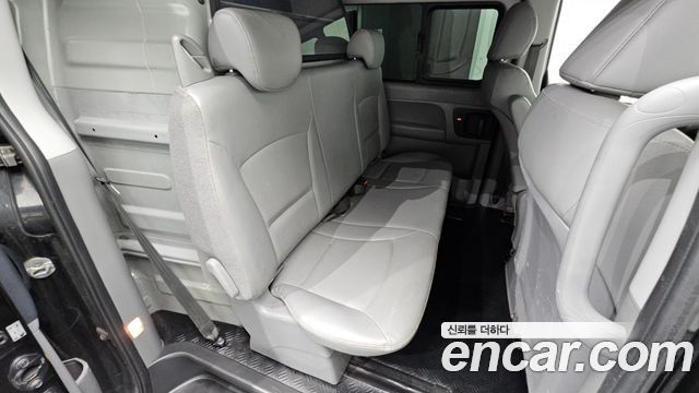 Hyundai Starex 2016 — photo 24