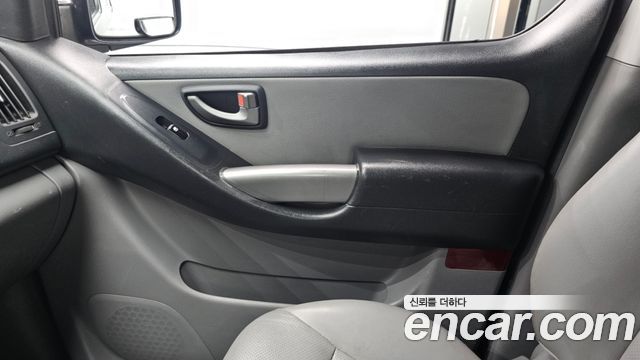 Hyundai Starex 2016 — photo 15