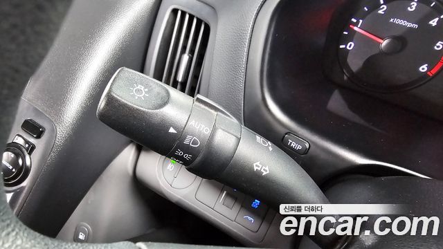 Hyundai Starex 2016 — photo 28
