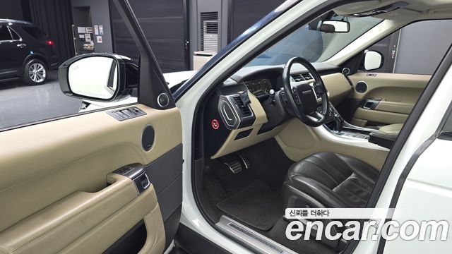 Land Rover Range Rover Sport 2016 — photo 10