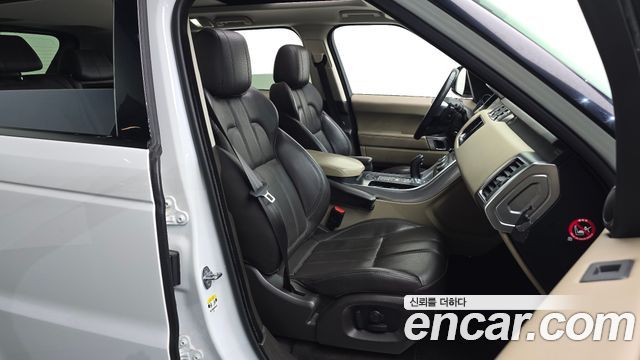 Land Rover Range Rover Sport 2016 — photo 12