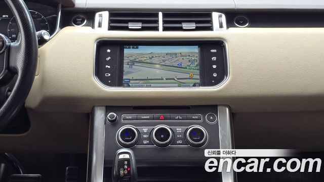 Land Rover Range Rover Sport 2016 — photo 18