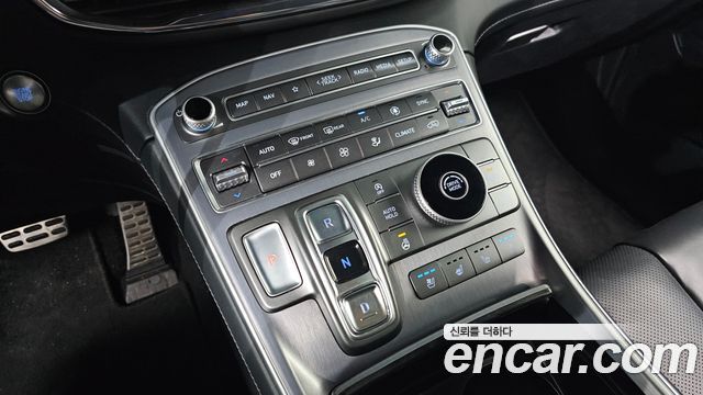 Hyundai Santafe 2021 — photo 12