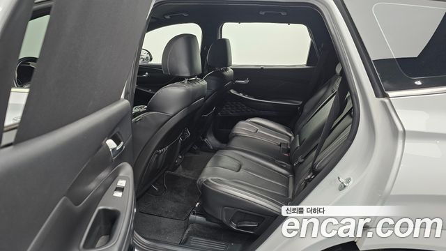 Hyundai Santafe 2021 — photo 18