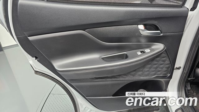 Hyundai Santafe 2021 — photo 15
