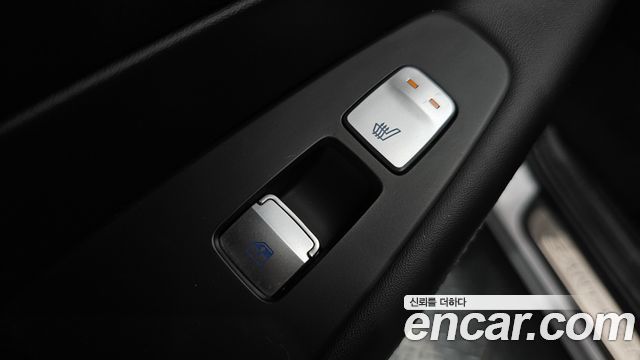 Hyundai Santafe 2021 — photo 28