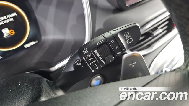 Hyundai Santafe 2021 — photo 32
