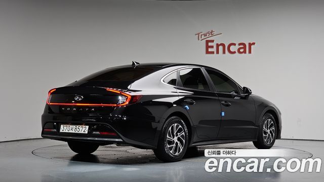 Hyundai Sonata 2022 — photo 2