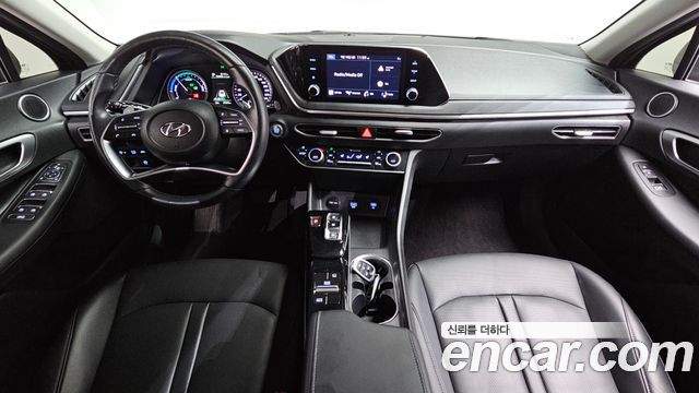 Hyundai Sonata 2022 — photo 19