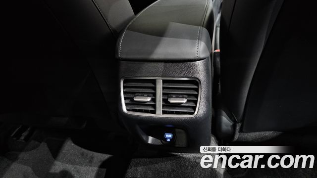 Hyundai Sonata 2022 — photo 29