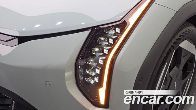 Kia EV4 2027 — photo 8