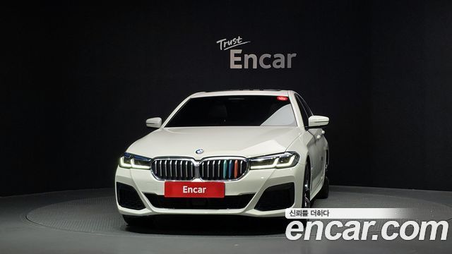 BMW 5-Series 2023 — photo 3