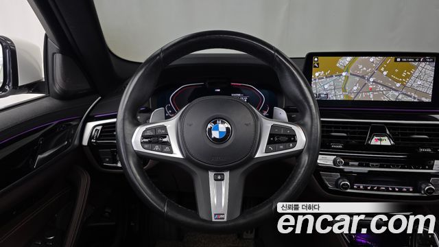BMW 5-Series 2023 — photo 19