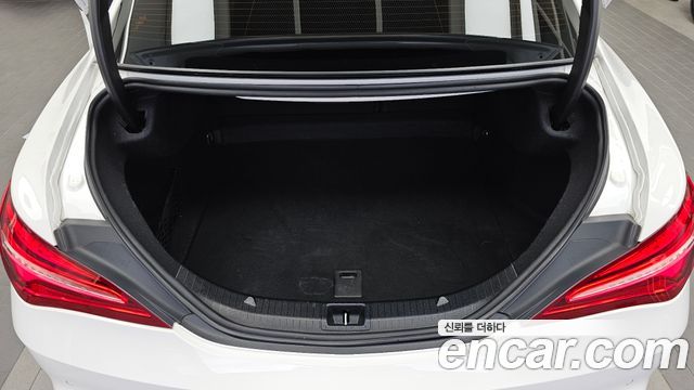 Mercedes-Benz CLA-Class 2019 — photo 26