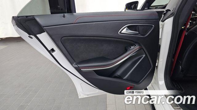 Mercedes-Benz CLA-Class 2019 — photo 15