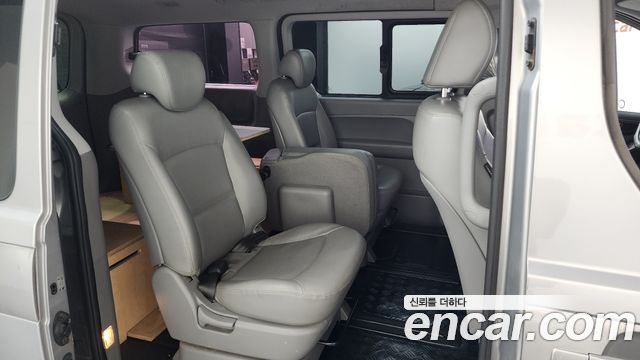 Hyundai Starex 2016 — photo 12
