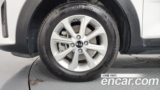 Kia Stonic 2019 — photo 5