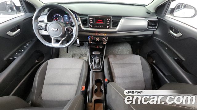 Kia Stonic 2019 — photo 10