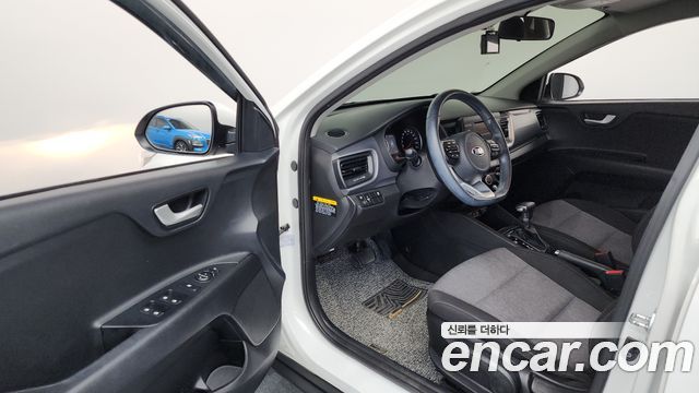 Kia Stonic 2019 — photo 13