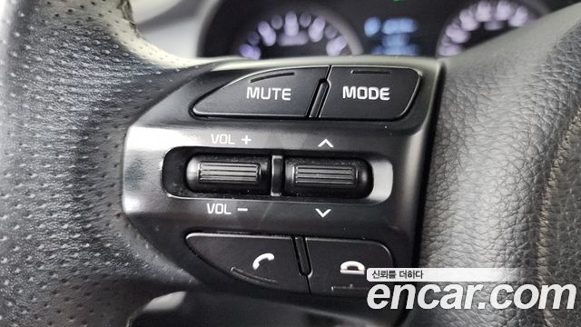 Kia Stonic 2019 — photo 20