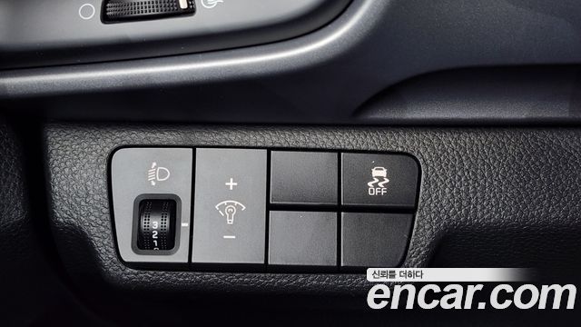 Kia Stonic 2019 — photo 22