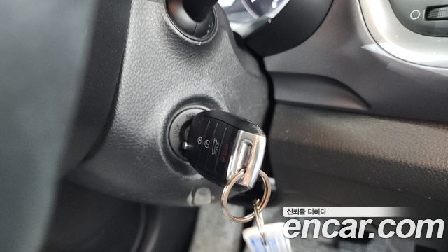 Kia Stonic 2019 — photo 23