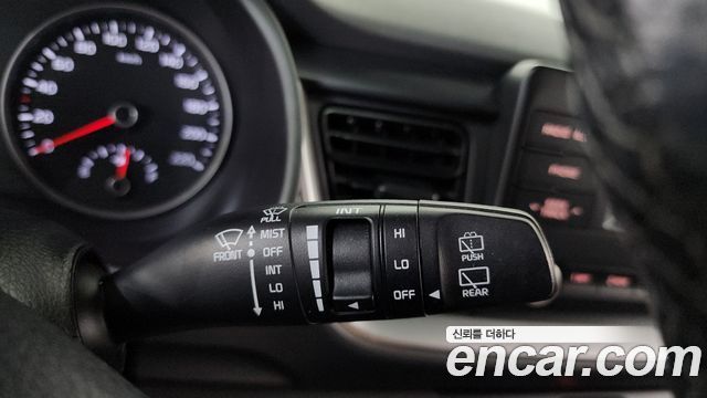 Kia Stonic 2019 — photo 24