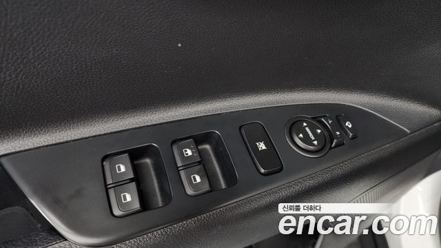 Kia Stonic 2019 — photo 25