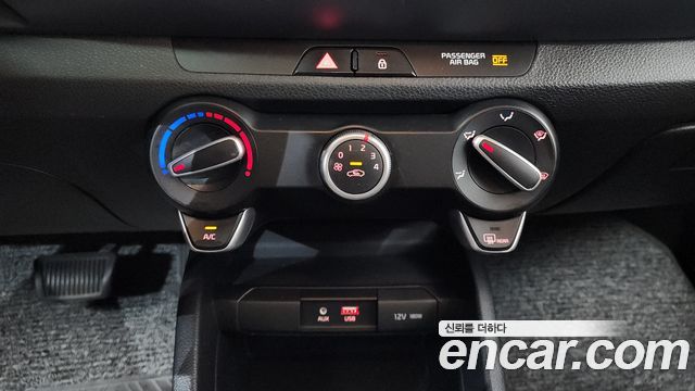 Kia Stonic 2019 — photo 28