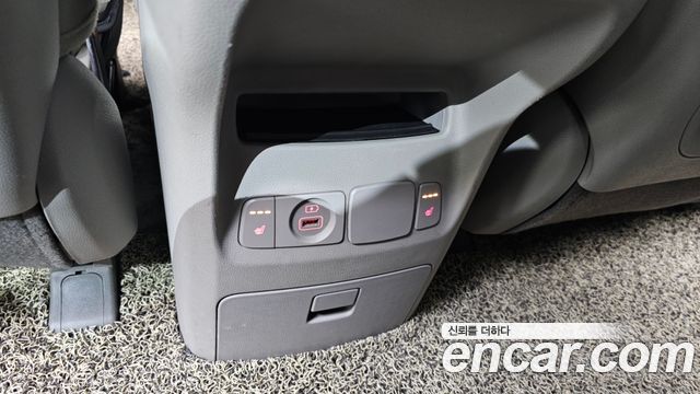 Kia Canival 2019 — photo 19
