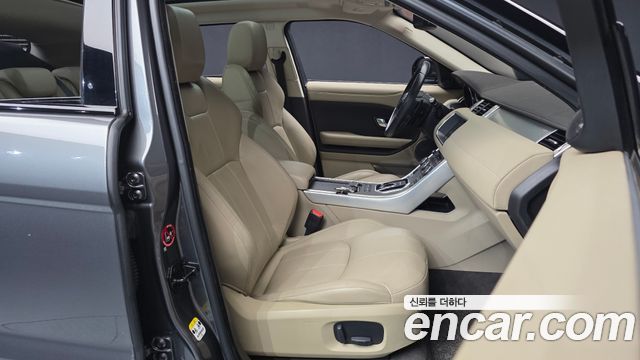 Land Rover Range Rover Evoque 2018 — photo 11