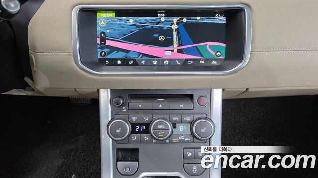 Land Rover Range Rover Evoque 2018 — photo 14