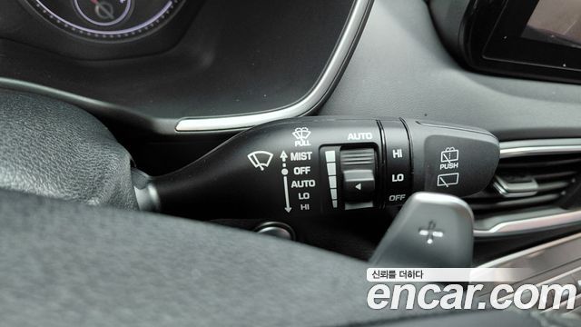 Hyundai Santafe 2023 — photo 27