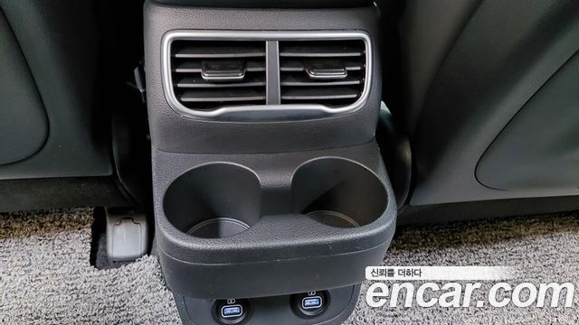 Hyundai Santafe 2023 — photo 30
