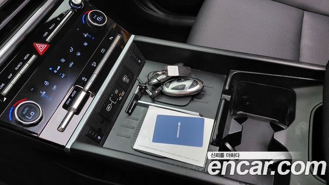 Hyundai Santafe 2024 — photo 12
