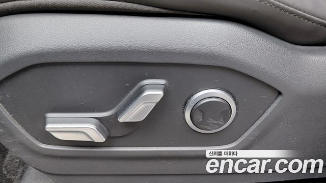 Hyundai Santafe 2024 — photo 31