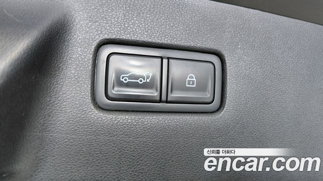 Hyundai Santafe 2024 — photo 32